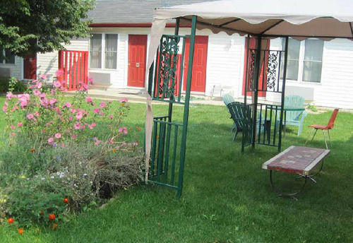 Rosecourt Motel Стратфорд Экстерьер фото