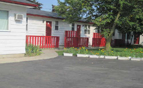 Rosecourt Motel Стратфорд Экстерьер фото