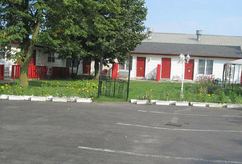 Rosecourt Motel Стратфорд Экстерьер фото